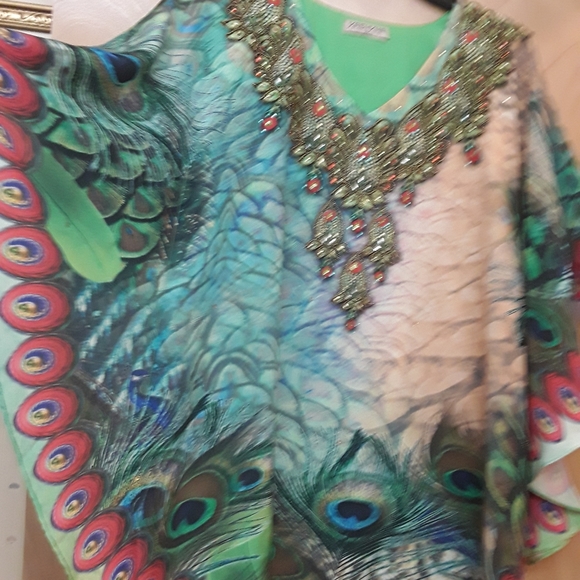 Embroidered Peacock batwing kaftan Kashkha - Picture 6 of 12